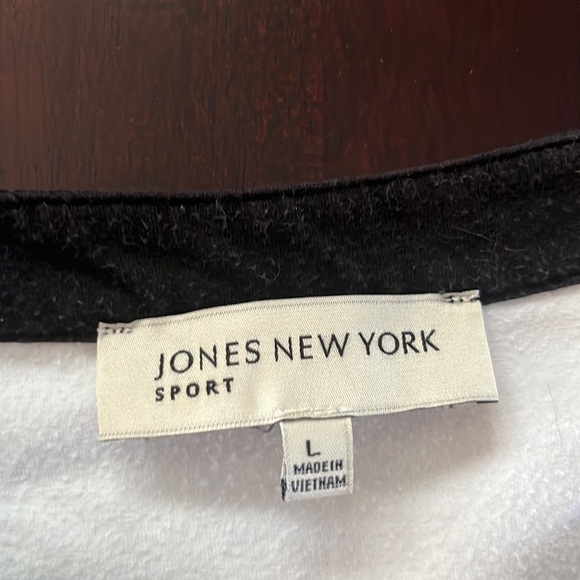 Jones NY tank - Picture 2 of 9